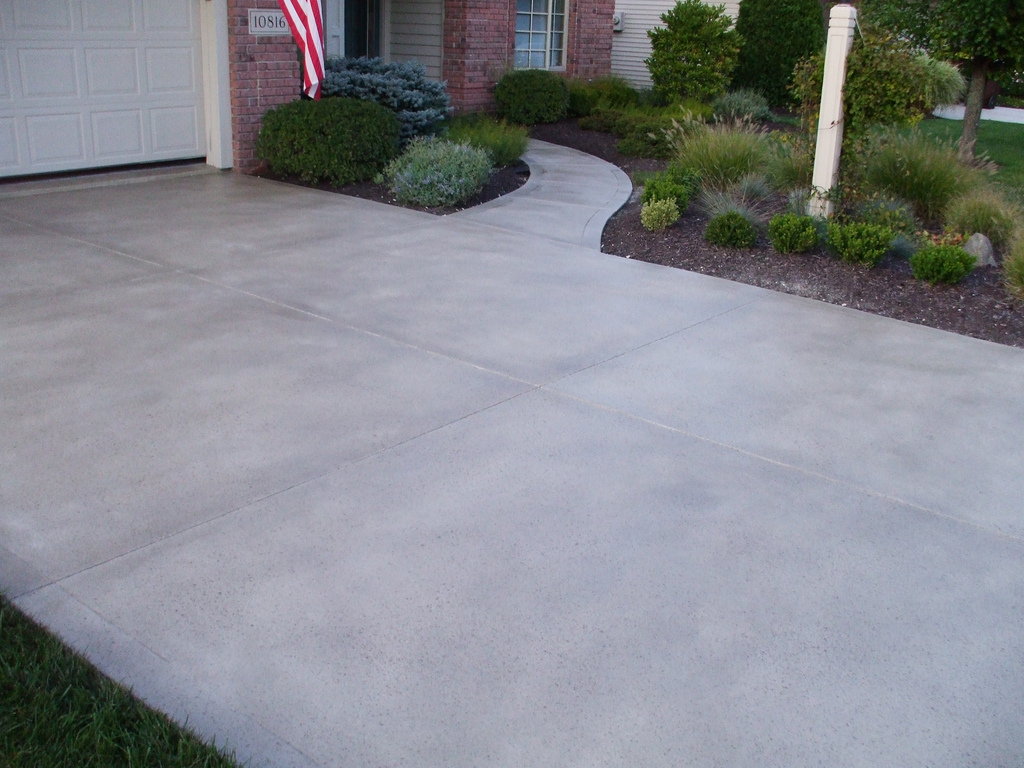 concrete Driveway by Image Pro's
